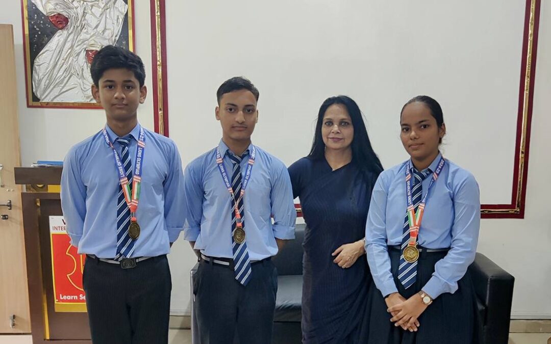 Proud Achievers & Gold Medalists