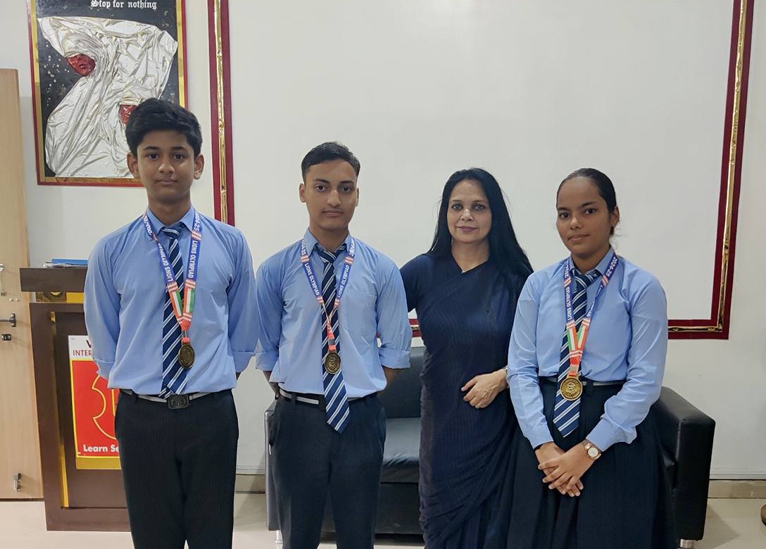 Proud Achievers & Gold Medalists